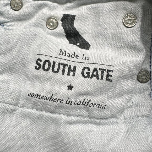 AG The Hailey Ex-Boyfriend Roll-Up Shorts - Picture 9 of 12